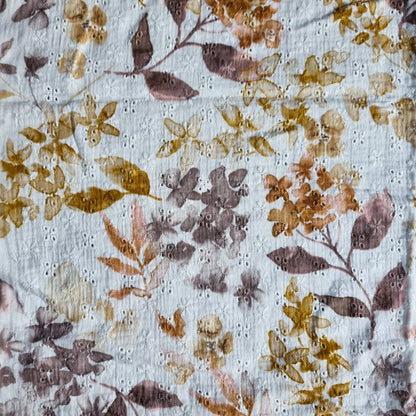 Autumn rust broderie anglais